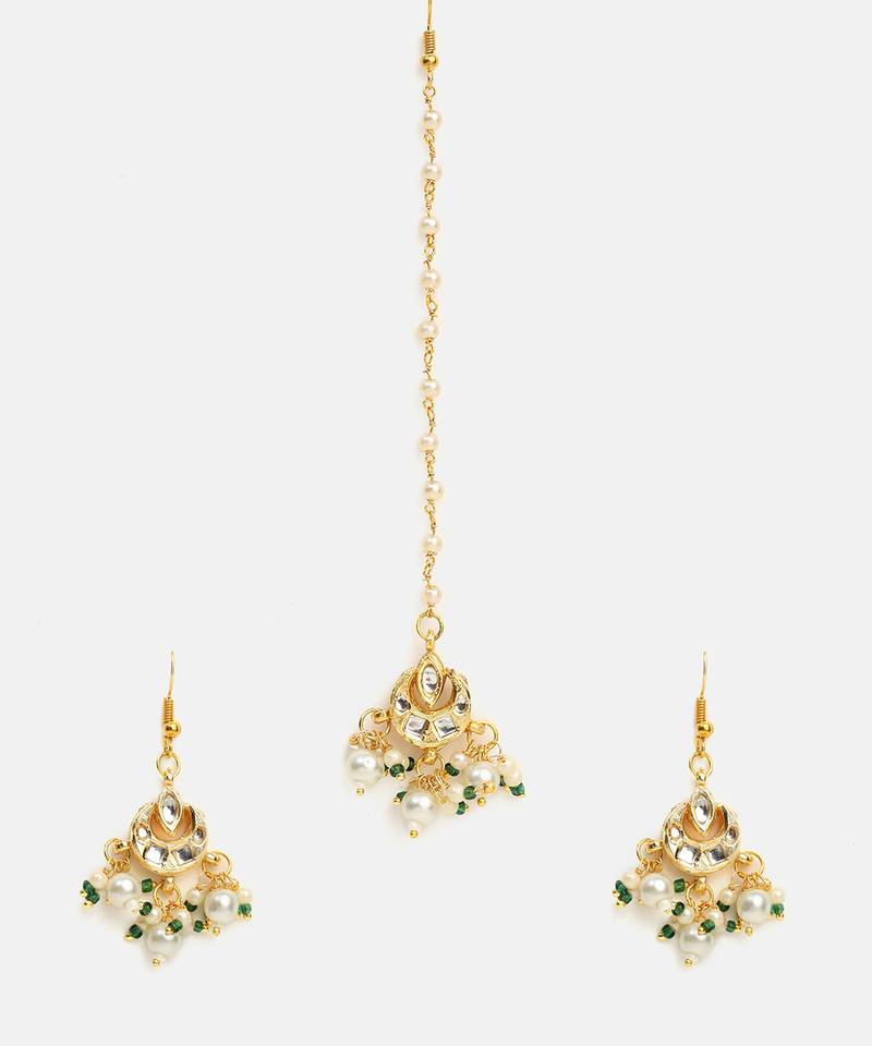 Gold plated kundan green and white beaded maang tikka with earrings