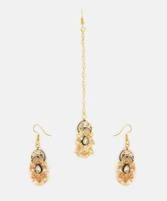 Gold plated kundan blue stone maang tikka with earrings 1