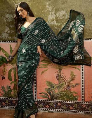 Green printed bandhani sarees 4