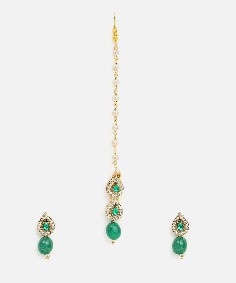 Gold plated kundan green beaded maang tikka with earrings