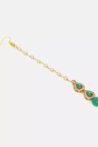 Gold plated kundan green beaded maang tikka with earrings