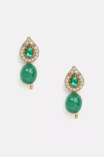 Gold plated kundan green beaded maang tikka with earrings