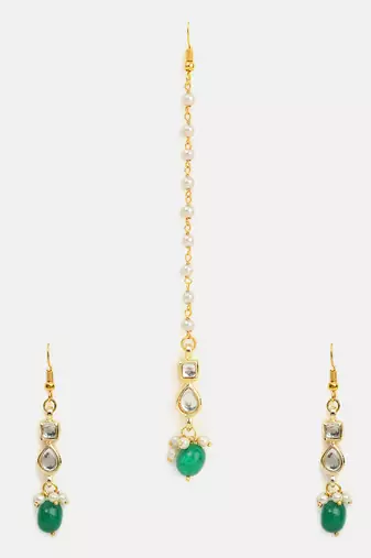 Gold plated kundan green beaded maang tikka with earrings
