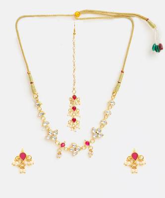 Gold plated kundan pink stone necklace set with maang tikka 1