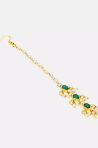 Gold plated kundan green stone necklace set with maang tikka and haathphool