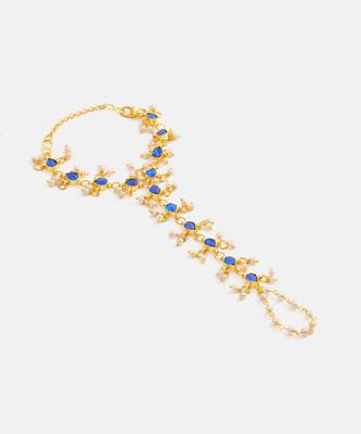 Gold plated kundan blue stones necklace set with maang tikka and haathphool 2