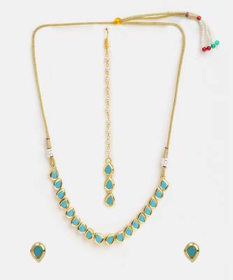 Gold plated kundan turquoise stones necklace set with maang tikka 2