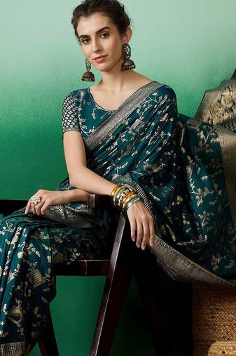 Green ethnic motif zari woven kanjeevaram saree