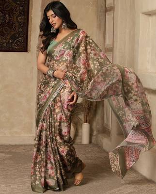 Olive digital printed super soft saree with unstitched blouse 2