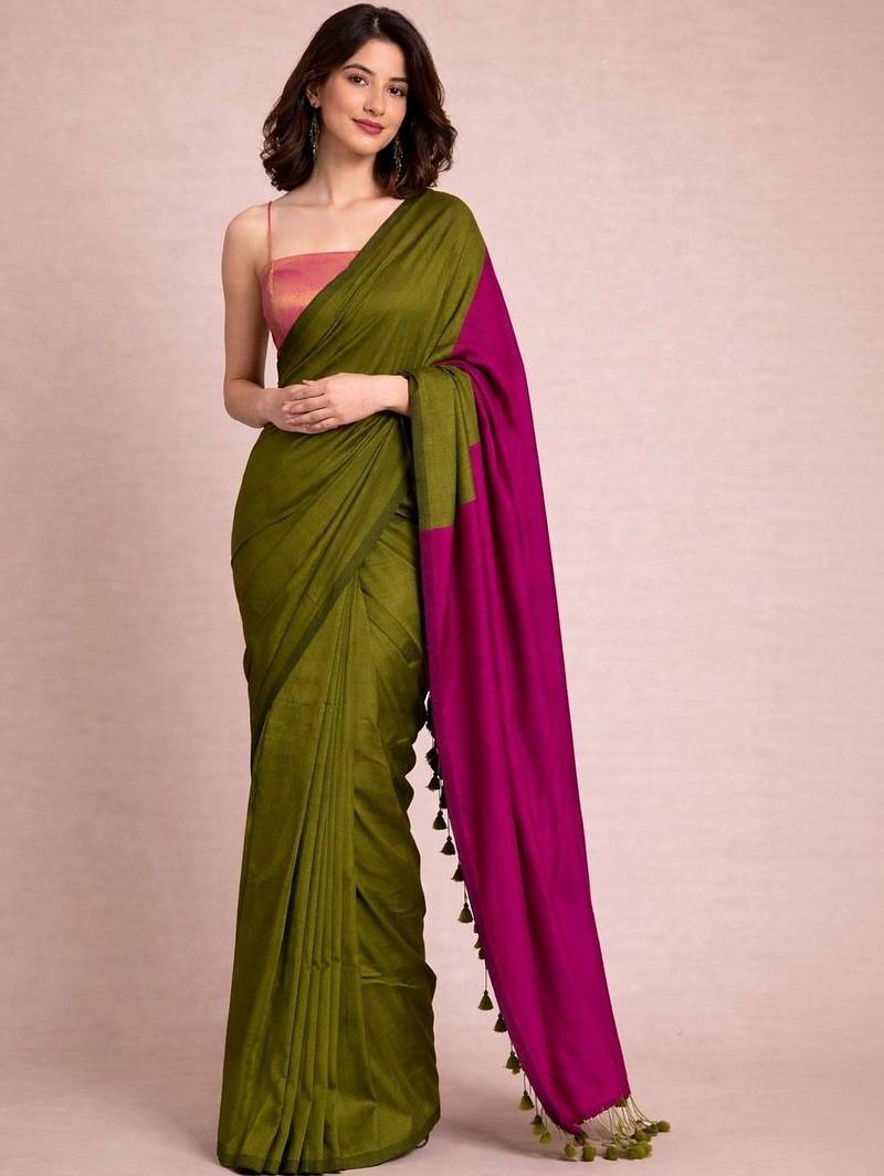 Green handloom khadi cotton contrast pallu thread latkans sarees