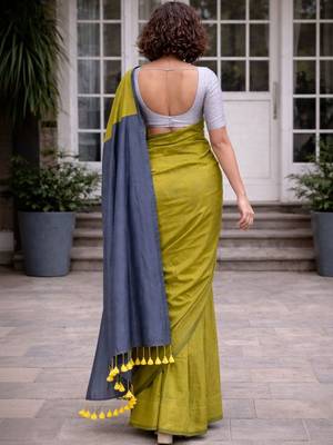 Green handloom khadi cotton contrast pallu thread latkans sarees 2