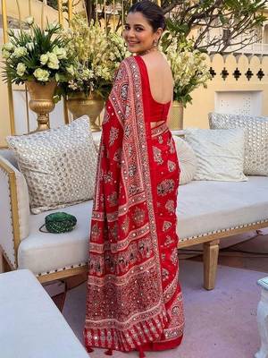Red women embellished mirror work saree 3