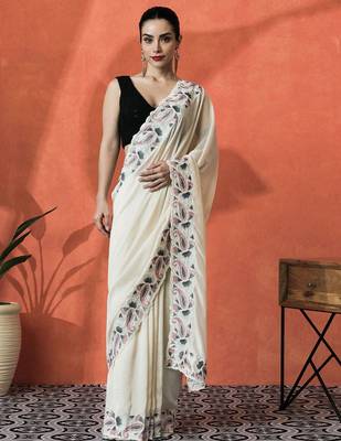 Cream embroidered saree with blouse piece 2