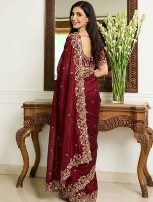 Maroon embroidered sarees with unstitched blouse piece 4