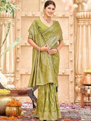 Green woven design banarasi sarees blouse piece 3