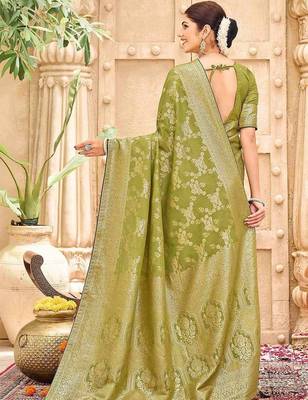 Green woven design banarasi sarees blouse piece 5