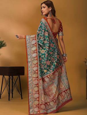 Green floral silk blend designer banarasi saree 3