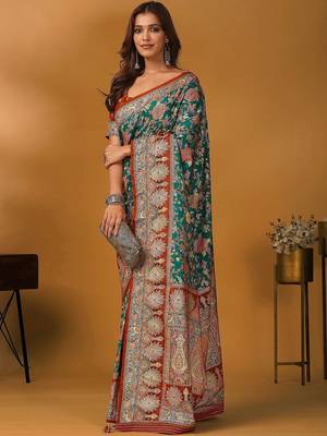 Green floral silk blend designer banarasi saree 4