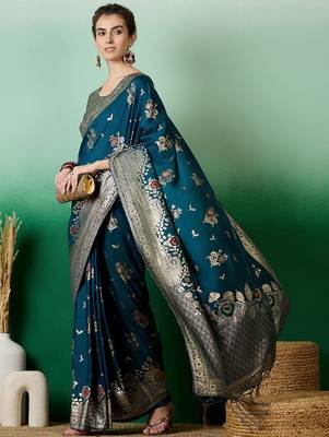 Teal ethnic motif zari woven tassel detail kanjeevaram saree with blouse 5