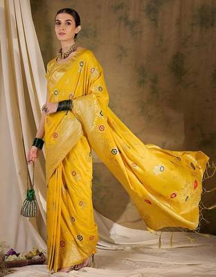 Yellow ethnic motif zari woven tassel detail kanjeevaram saree 5