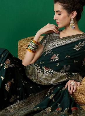 Green ethnic motif zari woven tassel detail kanjeevaram saree 1