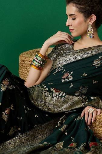 Green ethnic motif zari woven tassel detail kanjeevaram saree