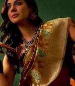Gold ethnic motifs woven designed kanjeevaram saree