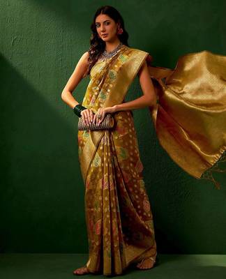 Gold ethnic motifs woven designed kanjeevaram saree 2