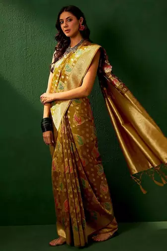 Gold ethnic motifs woven designed kanjeevaram saree