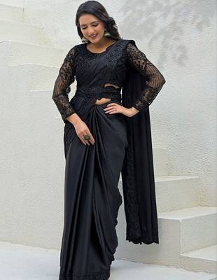 Black embroidered saree with unstitched blouse piece 4