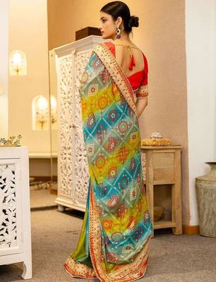 Blue bandhani printed saree with unstitched blouse piece 3
