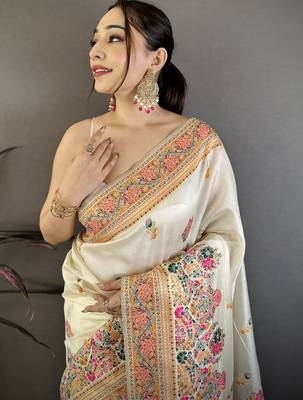 Off white woven design silk blend handloom jamdani saree 1