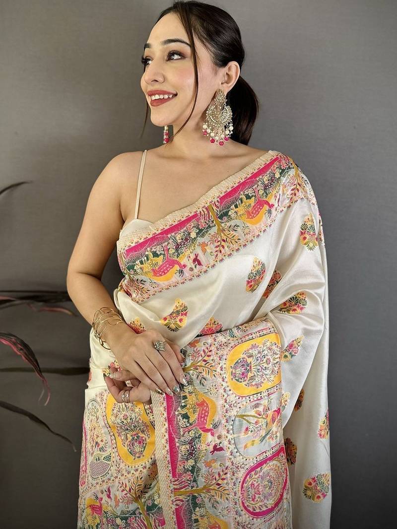 Off white woven design silk blend handloom jamdani saree