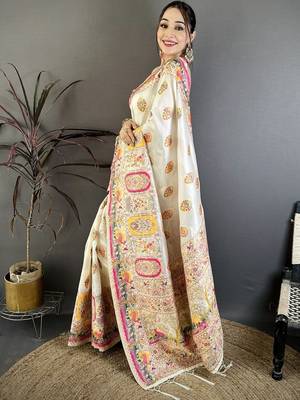 Off white woven design silk blend handloom jamdani saree 3