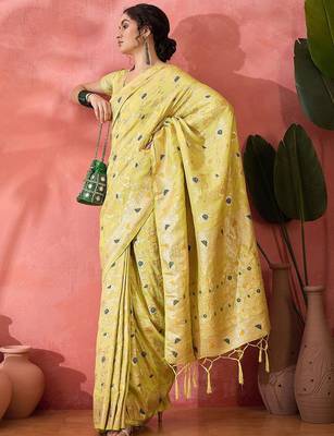 Lime woven design banarasi saree with blouse piece 1