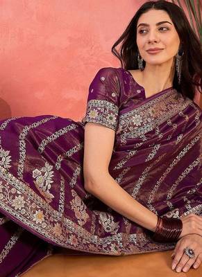 Purple floral woven design banarasi jacquard saree with blouse piece 5