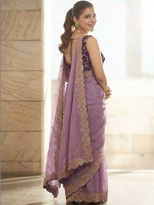 Lavender geometric embroidered saree with blouse piece 3