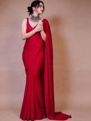 Red  chiffon saree 3