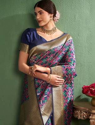 Navy blue woven design zari  silk designer patola saree 5