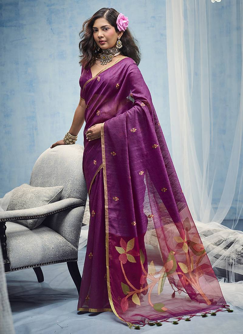 magenta munga cotton blend handloom weaving festive wear saree
