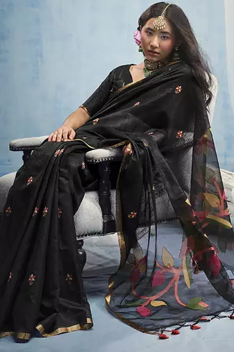 black munga cotton blend handloom weaving festive wear saree