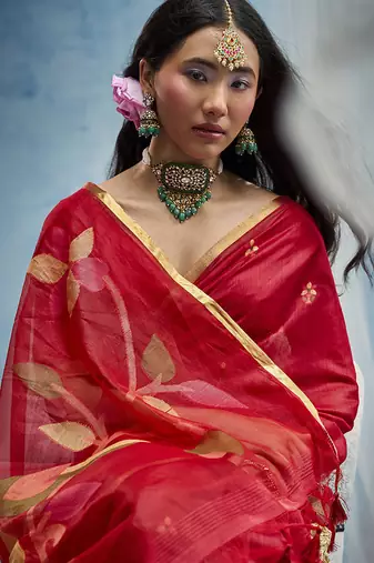 red munga cotton blend handloom weaving festive wear saree