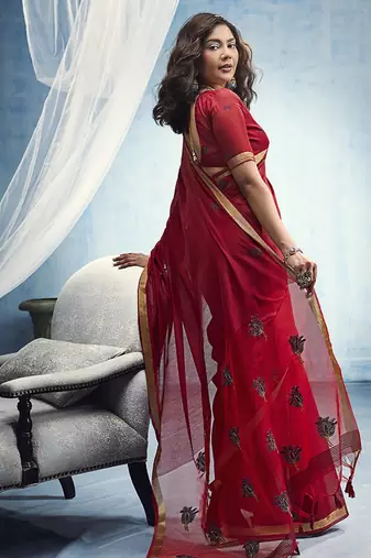 red munga cotton blend handloom weaving festive wear saree