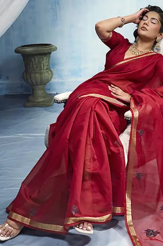 red munga cotton blend handloom weaving festive wear saree