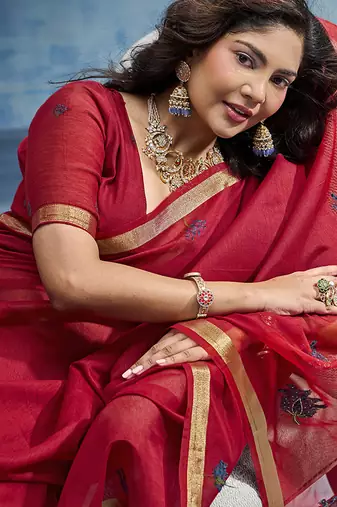 red munga cotton blend handloom weaving festive wear saree