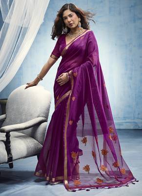 magenta munga cotton blend handloom weaving festive wear saree 1