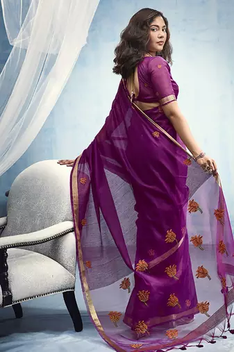magenta munga cotton blend handloom weaving festive wear saree
