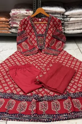 Maroon cotton floral printed ethnic kurta set with dupatta
