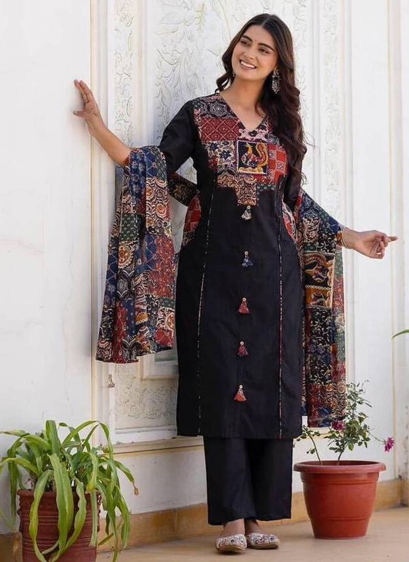 Black cotton geometric printed ethnic kurta set with dupatta