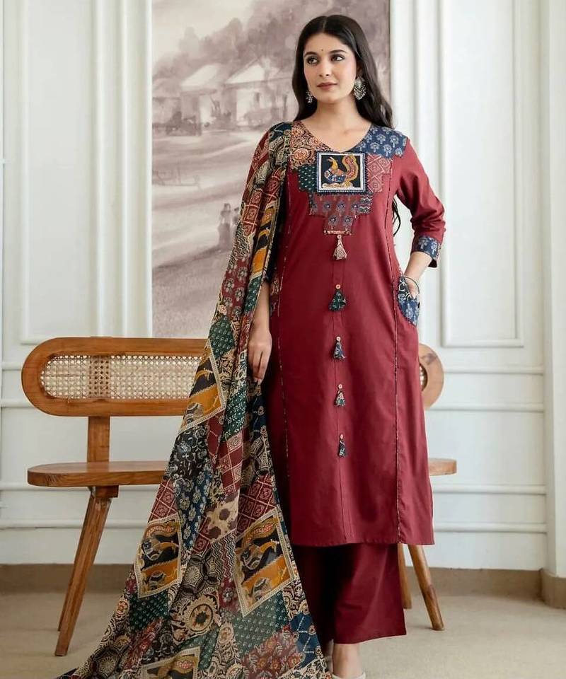 Maroon cotton geometric printed ethnic kurta set with dupatta